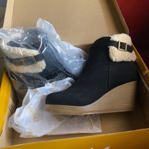 Cheeks Fit Body Wedge Boot black 8.5